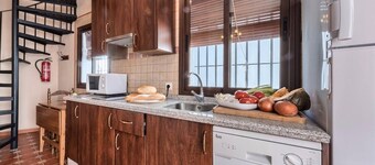 Holiday Home 'Los Placeres Del Paladin' with Mountain View, Private Terrace and Air Conditioning