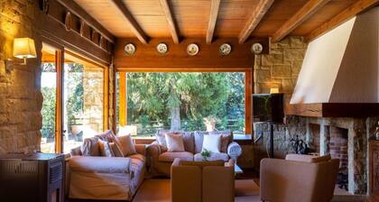 Country Home 'Petit Castanyer' with Mountain View, Private Pool and Wi-Fi
