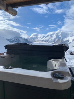 Outdoor spa tub - Chalet 4* at the foot of the slopes, hammam sauna spa panorama (Villard-Reculas)