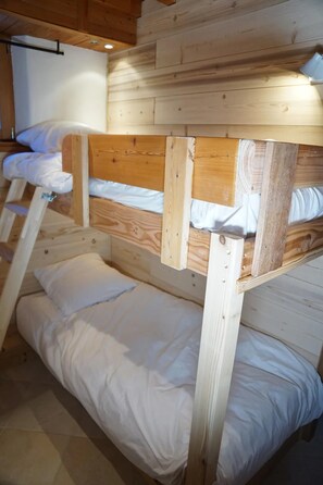 8 bedrooms, iron/ironing board, free WiFi, bed sheets - Chalet 4* at the foot of the slopes, hammam sauna spa panorama (Villard-Reculas)