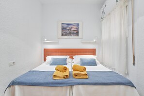 1 bedroom, free WiFi, bed sheets - Velimar Apartment – Just Steps from the Sea and Next to the Water Park (Almuñécar)