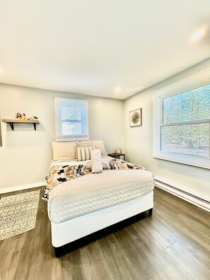 4 Schlafzimmer, Schreibtisch, WLAN, Bettwäsche