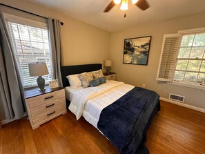 3 Schlafzimmer, Bügeleisen/Bügelbrett, kostenloses WLAN, Bettwäsche