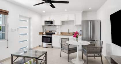 The Ridge Villa: 1 BDR