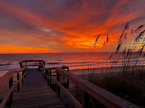Vilano Beachside Pool Arcade Theater Slide Firepit
