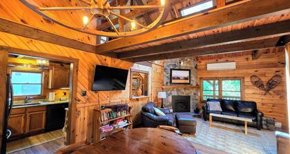 Secluded Log Cabin Retreat • 5-Star Guest Favorite Near Williamsport, PA