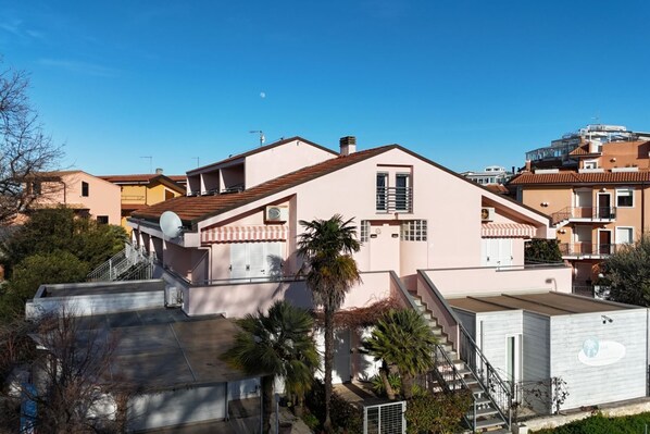 Exterior - Palme 3/A - Marcelli, two-room apartment with sea view, Residence Le Palme (Marcelli)