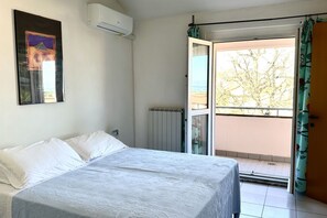 1 bedroom, WiFi, bed sheets - Palme 3/A - Marcelli, two-room apartment with sea view, Residence Le Palme (Marcelli)