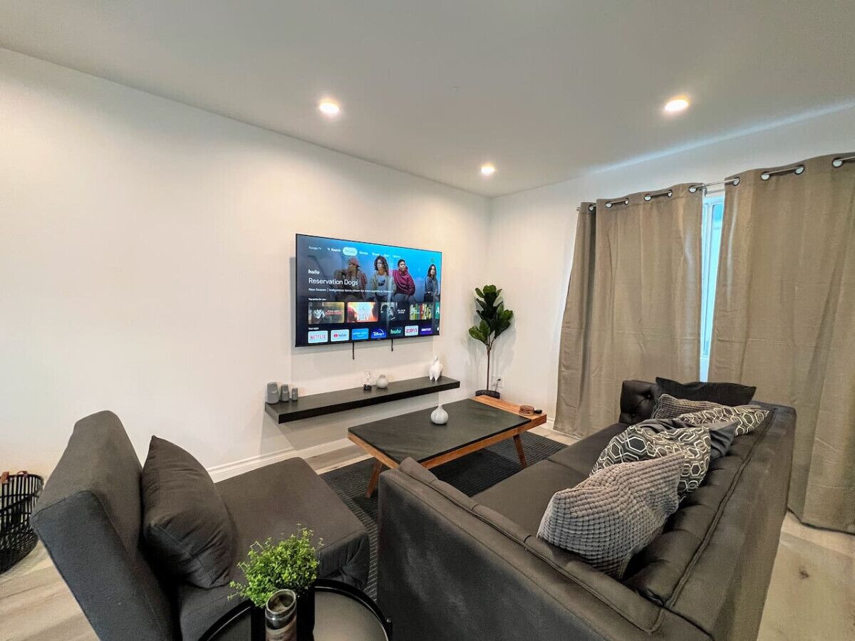 Spacious 2BR near Hollywood - BR3 - BEV