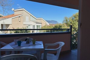 Outdoor dining - Palme 4/A - Marcelli, two-room apartment with sea view, Residence Le Palme (Marcelli)