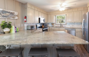 Dining tables - Hobbs Realty - "Landing" right into your perfect vacation in this oceanfront home with private pool (Holden Beach)