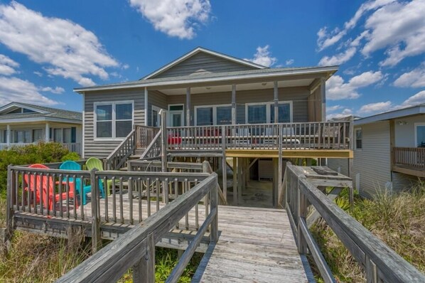 Terrace/patio - Hobbs Realty - "Second Time Around" - A bright and airy 4 bedroom oceanfront home with EV charger (Holden Beach)