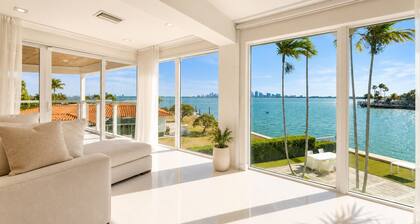 Casa Blanca Bayfront Villa – Miami