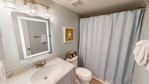 ヘアドライヤー、タオル