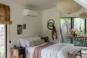 1 غرفة نوم ومكواة/لوح كي وواي فاي وملاءات أسرّة