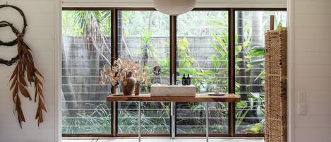 1 camera, ferro/asse da stiro, Wi-Fi, lenzuola