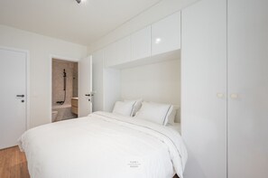 2 bedrooms, desk, free WiFi, bed sheets - Urban Floor, A beach breeze around the corner (Knokke-Heist)