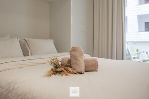 2 quartos, escrivaninha, Wi-Fi de cortesia, roupa de cama