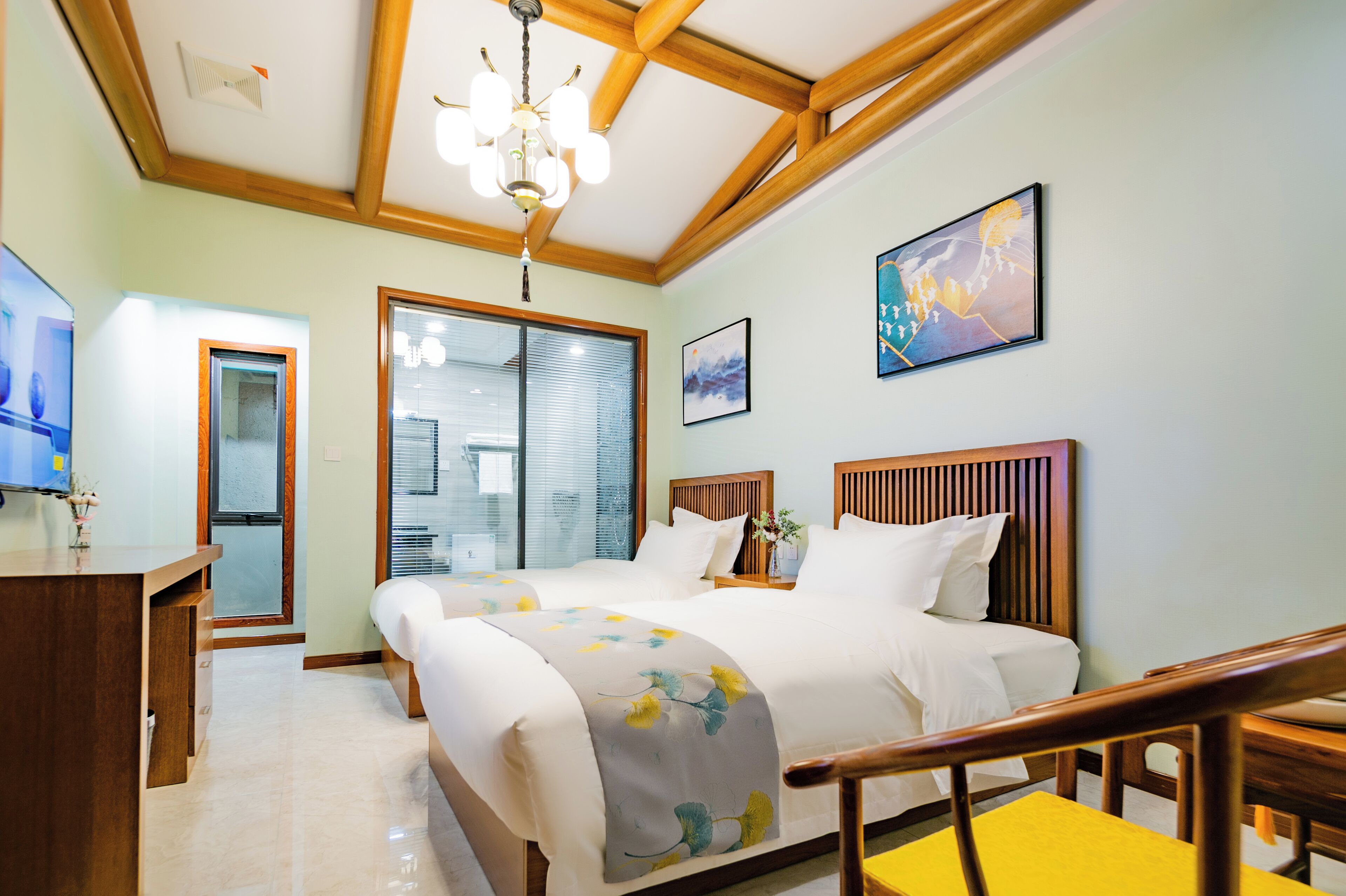 Classic Twin Room | Desk, laptop workspace, free WiFi, bed sheets