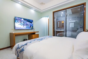 Classic Double Room | Desk, laptop workspace, free WiFi, bed sheets - Fanjian Inn-Xi'an  Bell& Drum Tower (Xi'an)