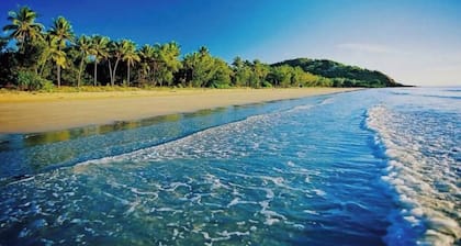 Your Own Private Cottage in the heart of Town.