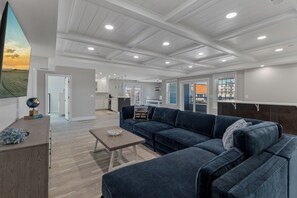 Smart TV - Party Headquarters in the Middle of the Action with Beach and Ocean Views!! (North Wildwood)