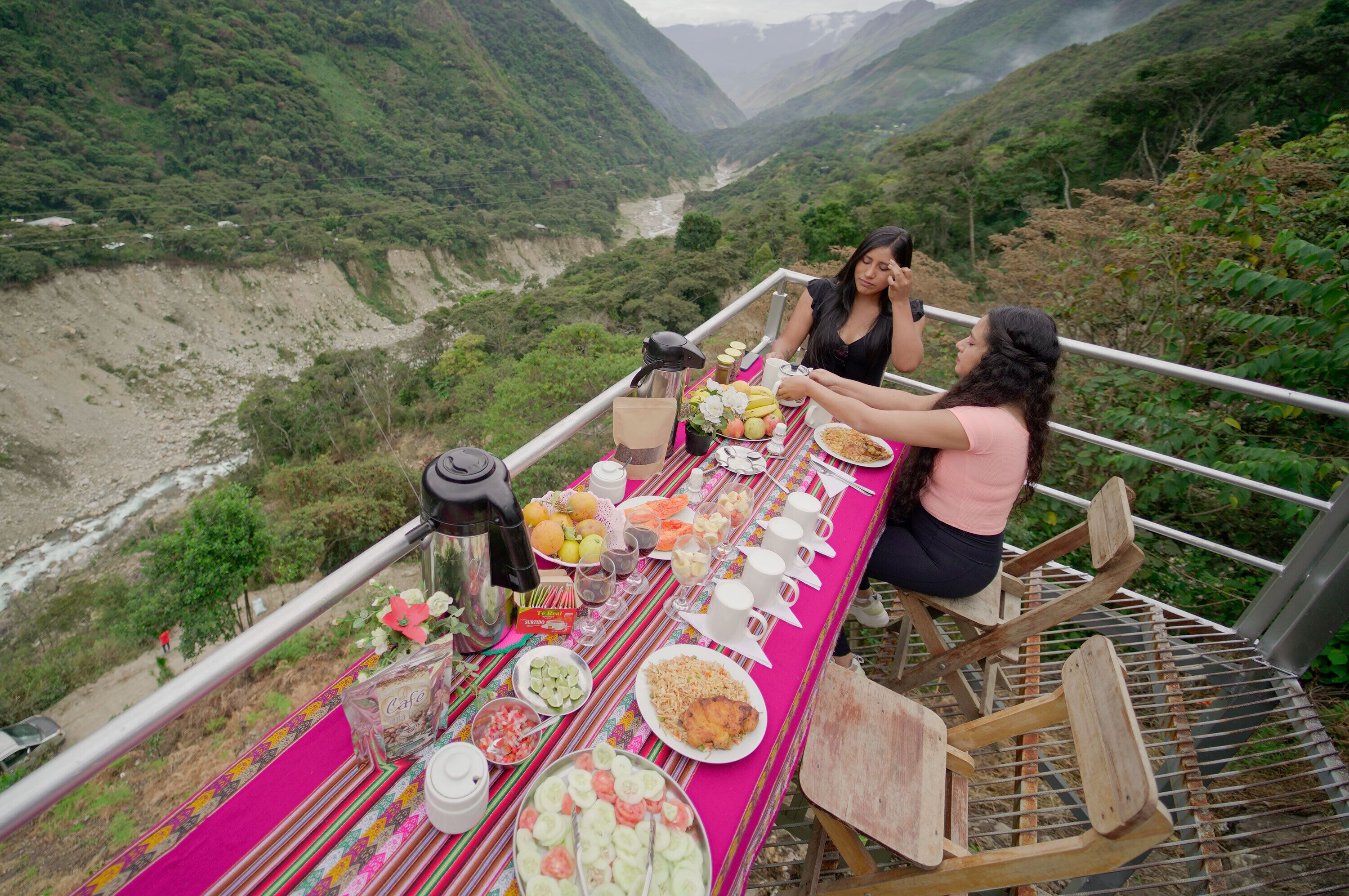 Panoramic-rum - utsikt mot bergen | Terrass/Patio