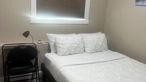 1 chambre, fer et planche à repasser, Wi-Fi gratuit, draps fournis