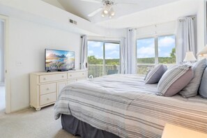 3 slaapkamers, een bureau, gratis wifi, beddengoed