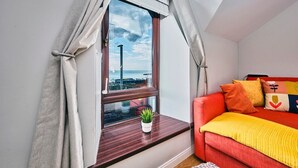 Unclassified image, 4 of 40, button - Seaview Portrush Penthouse Central Apt (Portrush)