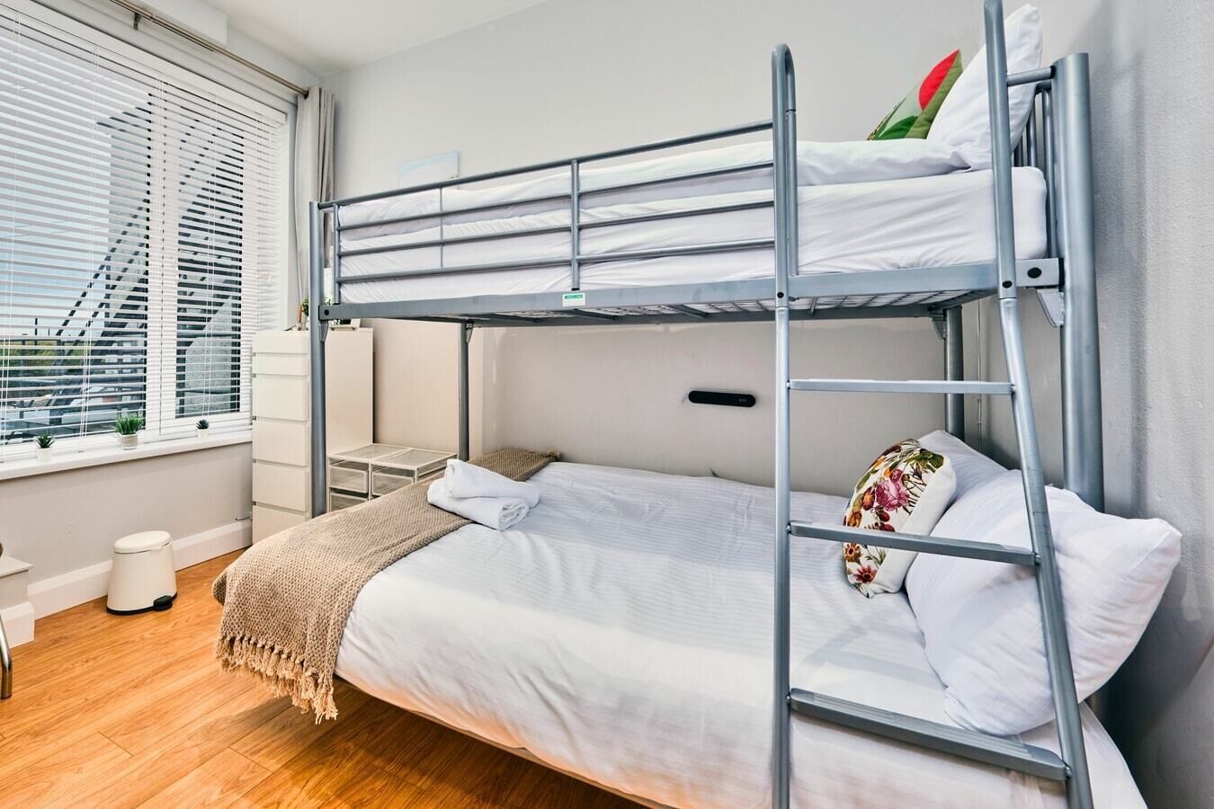 2 camere, ferro/asse da stiro, Wi-Fi, lenzuola