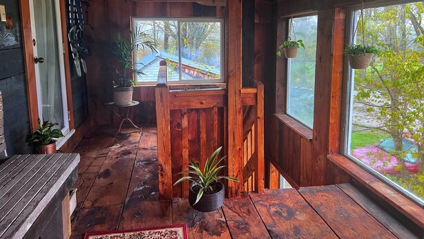 Unclassified image, 1 of 17, button - Peaceful Mountain View Retreat  (Hancock)