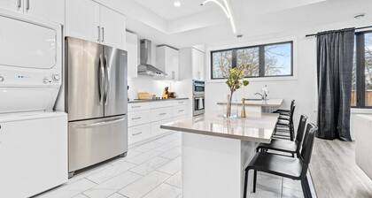 RentX|8Bed/8Bath/DowntownLondon/Parking/Wi-Fi