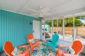 Terrace/patio - Coastal Casita PCB: Your Ultimate Panama City Beach Retreat (Panama City Beach)