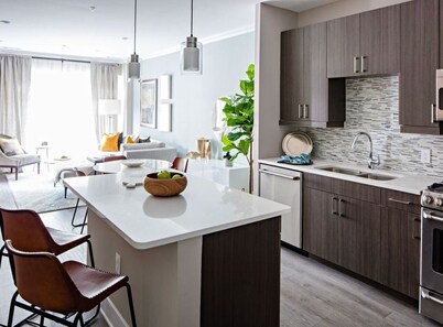 Kings Point Lux Suites
