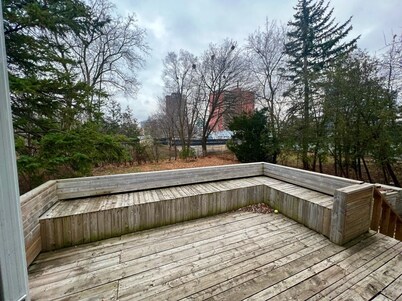 Private and Spacious Room in Toronto 