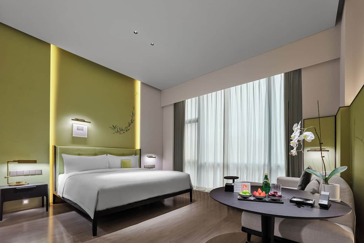City Room, City View | Premium bedding, down duvets, free minibar, in-room safe