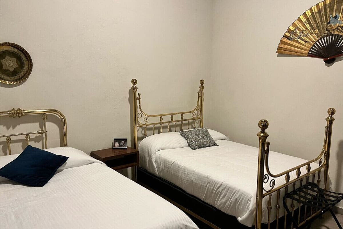 Business Double Room | Bathroom