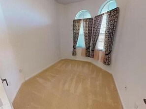 Interior - Clean, homey, spacious home in a gated community with beautiful amenities. (Land O' Lakes)