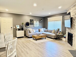 Smart TV, fireplace, DVD player