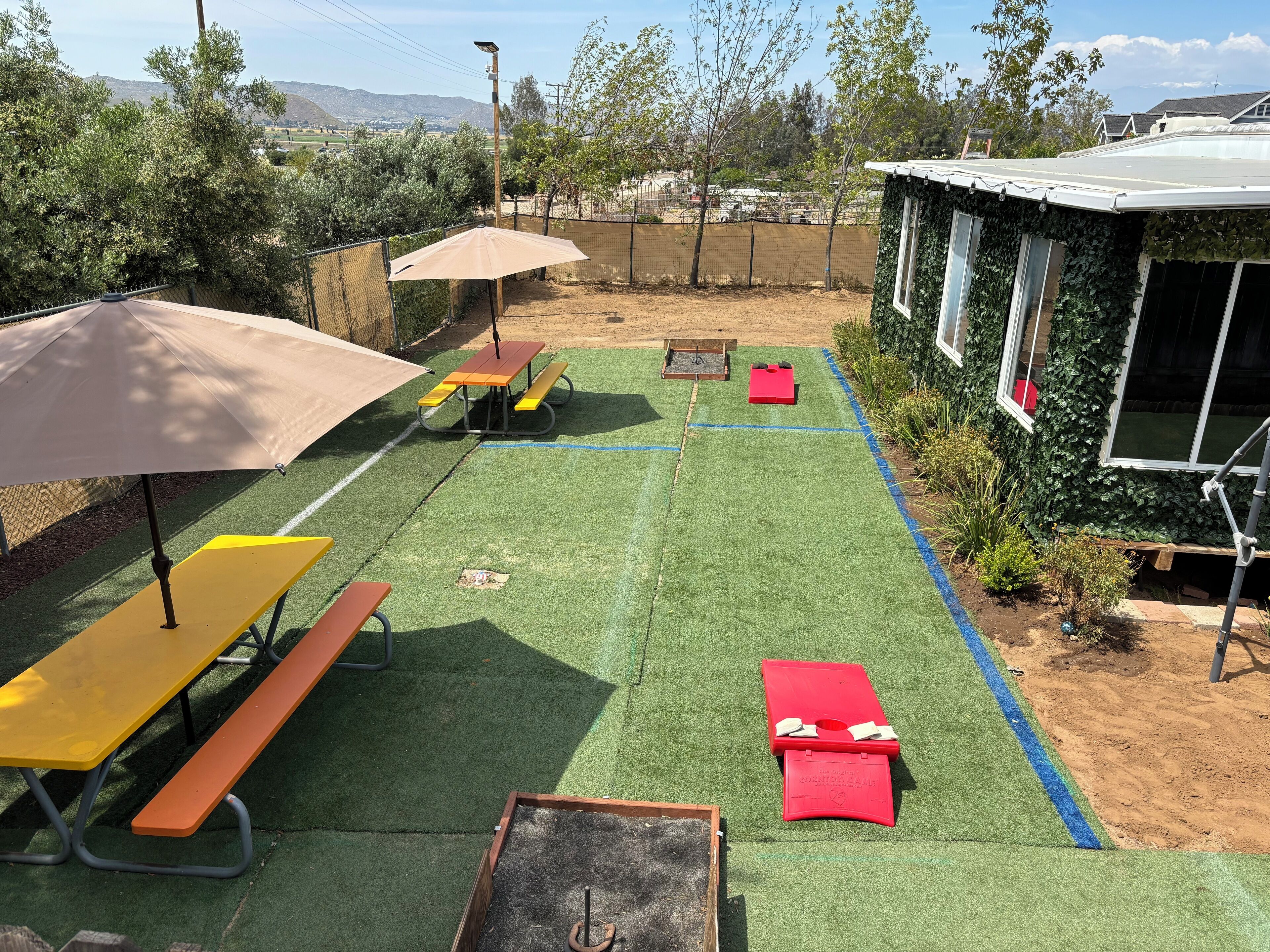 Daisy Dukes Unique & Fun Private Custom Home on Horse Ranch! 