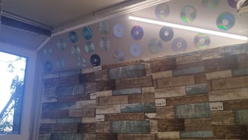 2 chambres, bureau, draps fournis