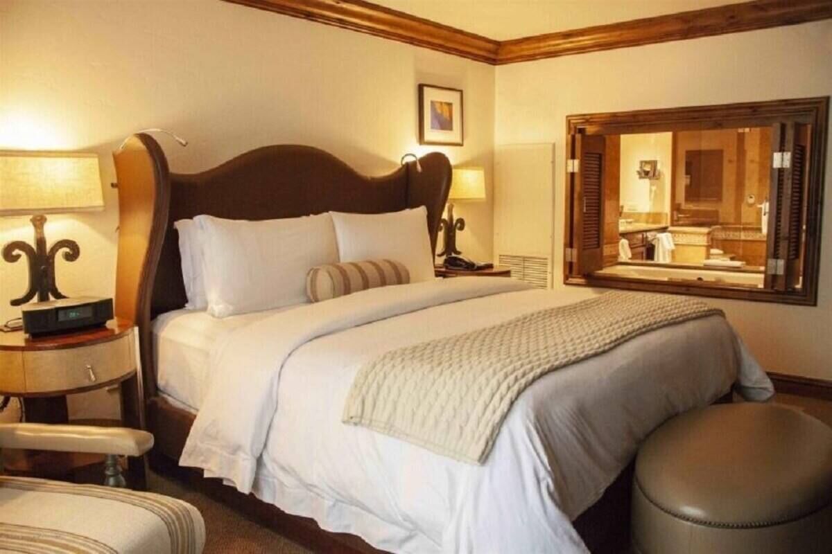 St Regis Residence Club Aspen- 2BR, 2.5BA