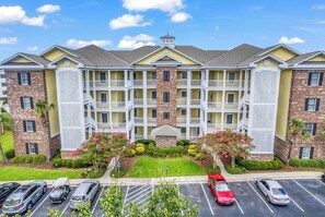 Exterior - Serene Unit with Lake View (Myrtle Beach)