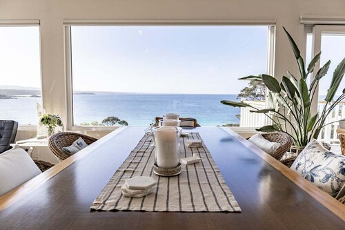 Nautilus ~ Bay of Fires