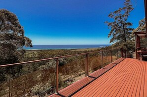 Property grounds - Sunrise Place - Above the Trees (Glamorgan-Spring Bay)