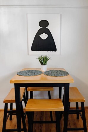 Dining - Suite Magnolia in Highland Park, Walk to Rojo (Birmingham)