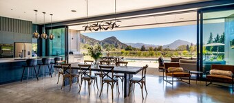 Riverbank Luxury - Hosted by NZSIR Luxury Rental Homes