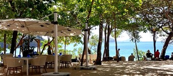 New 2BR Condo in Las Catalinas beachtown: El Prado