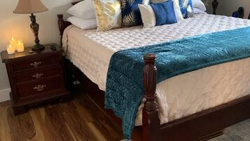 2 bedrooms, iron/ironing board, travel crib, free WiFi